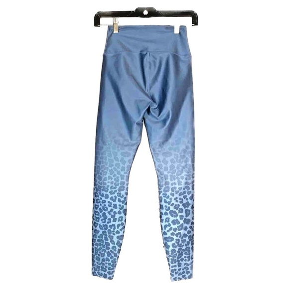 Good American High Waisted Ombré Leopard Print Leggings Satin Blue - Picture 6 of 12
